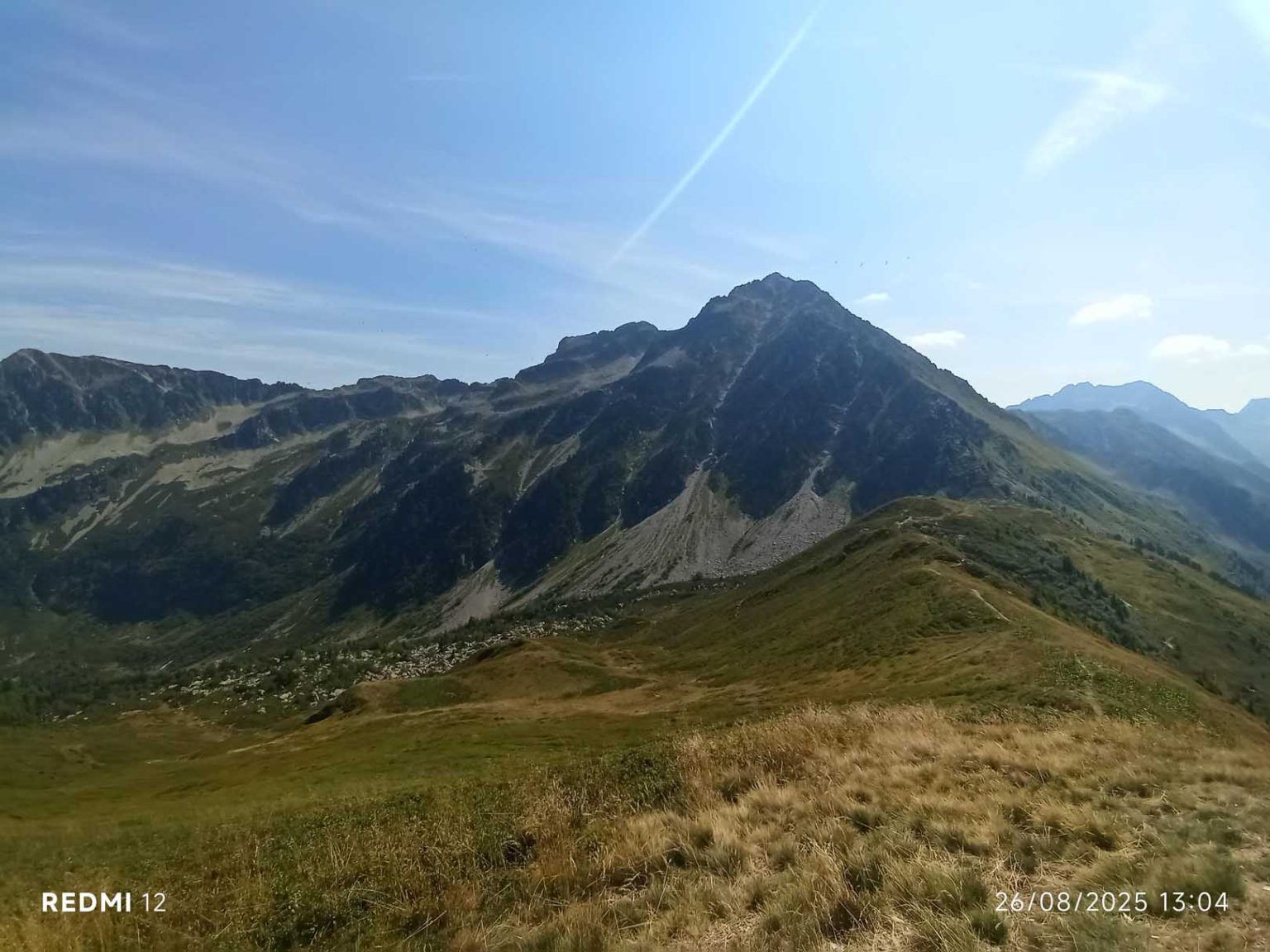 camping entre lac et montagne